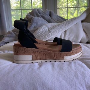 Steve Madden platform wedge sandal